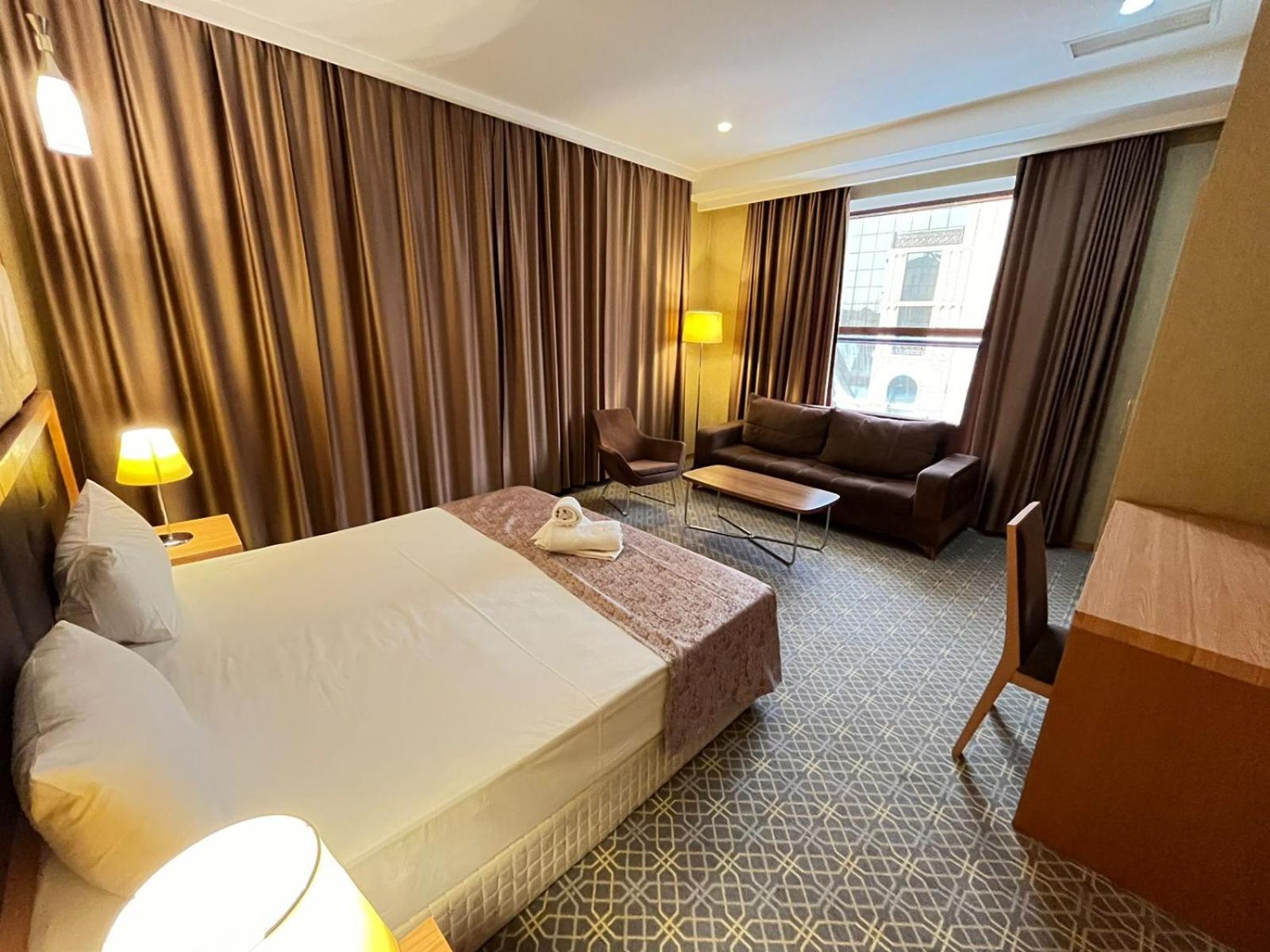 Gm City Hotel Баку Стая снимка