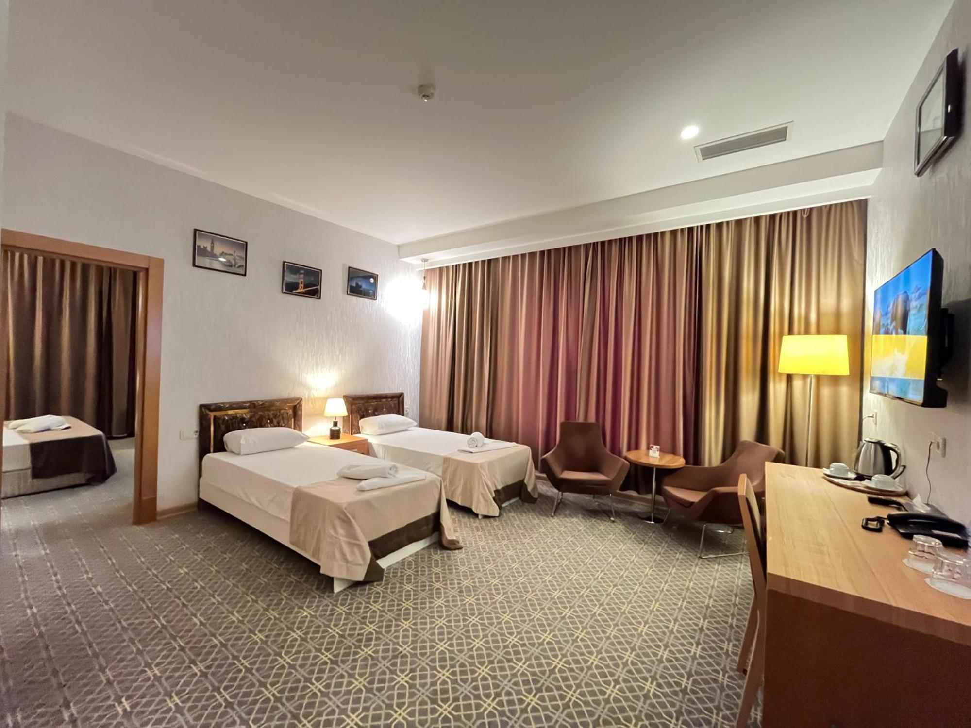 Gm City Hotel Баку Екстериор снимка