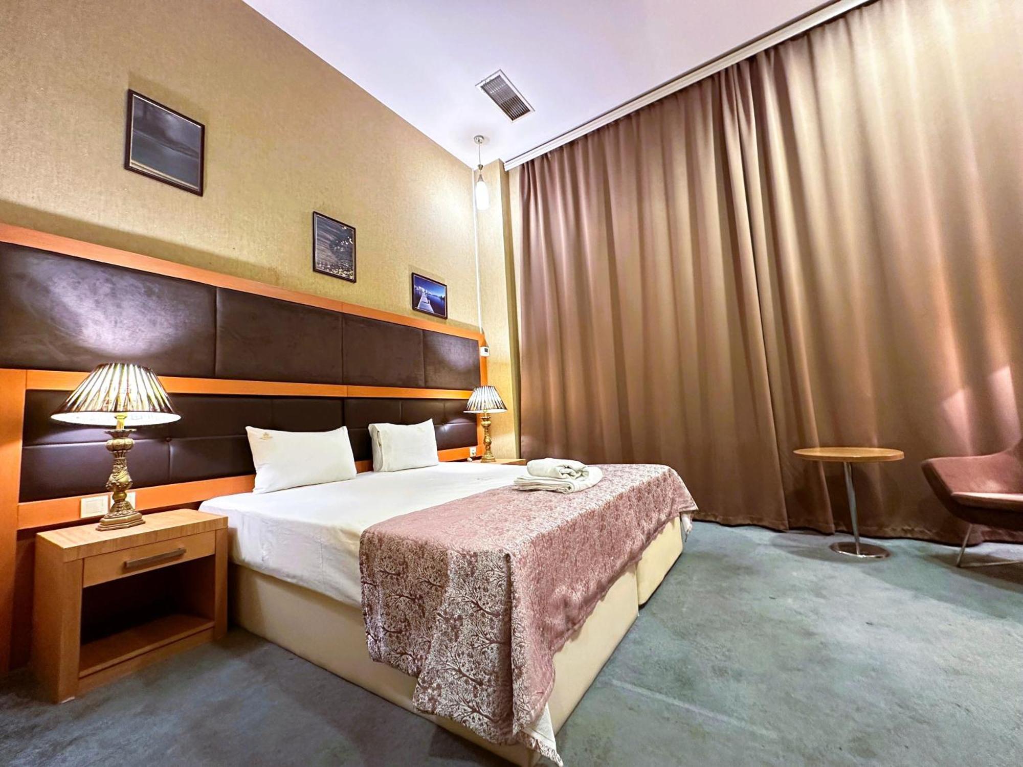 Gm City Hotel Баку Стая снимка