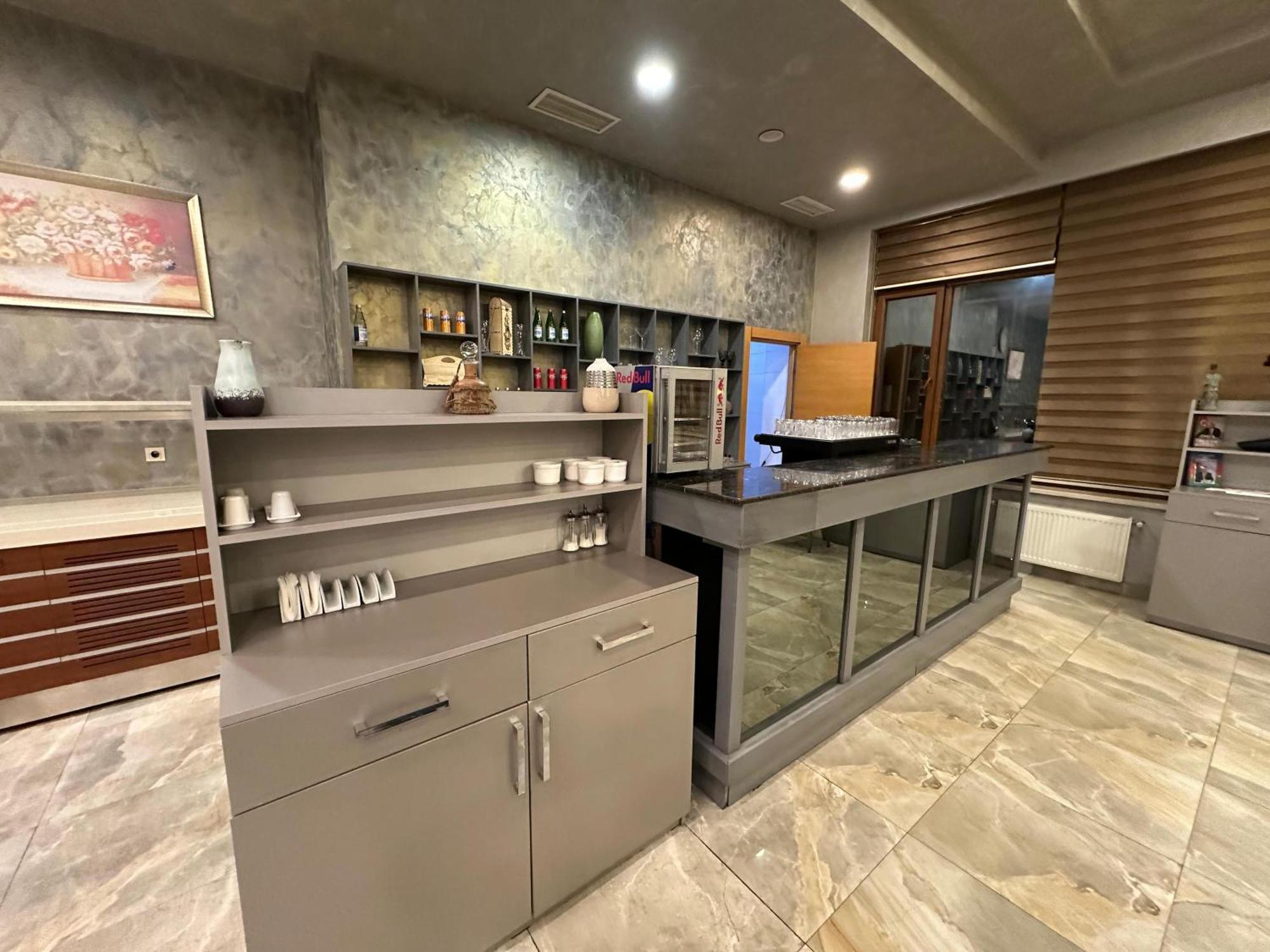 Gm City Hotel Баку Екстериор снимка