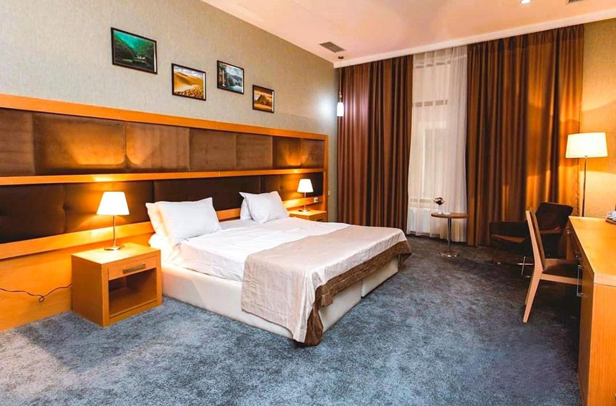 Gm City Hotel Баку Екстериор снимка